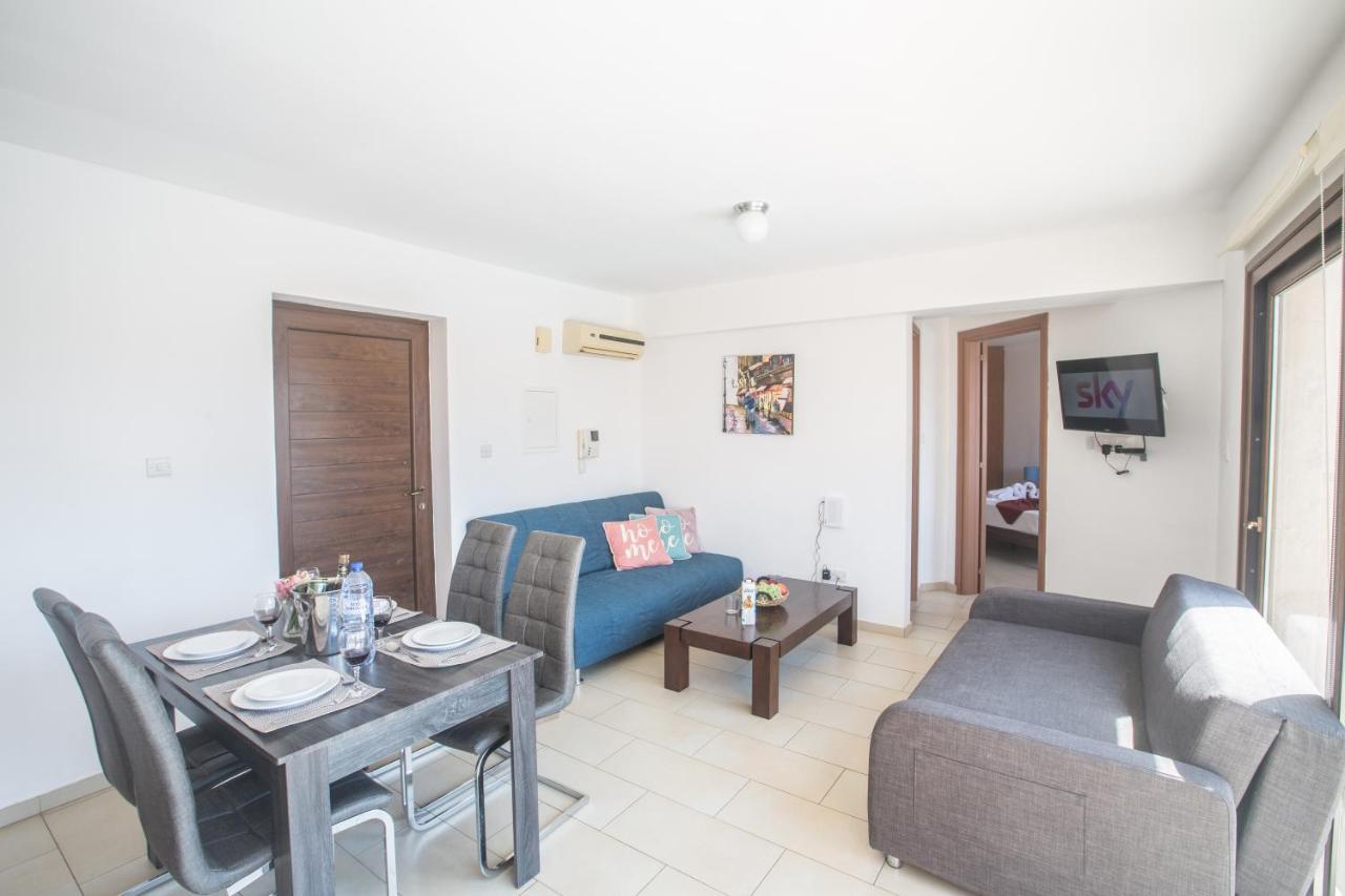 Napiana Apartments Ajía Nápa Kültér fotó