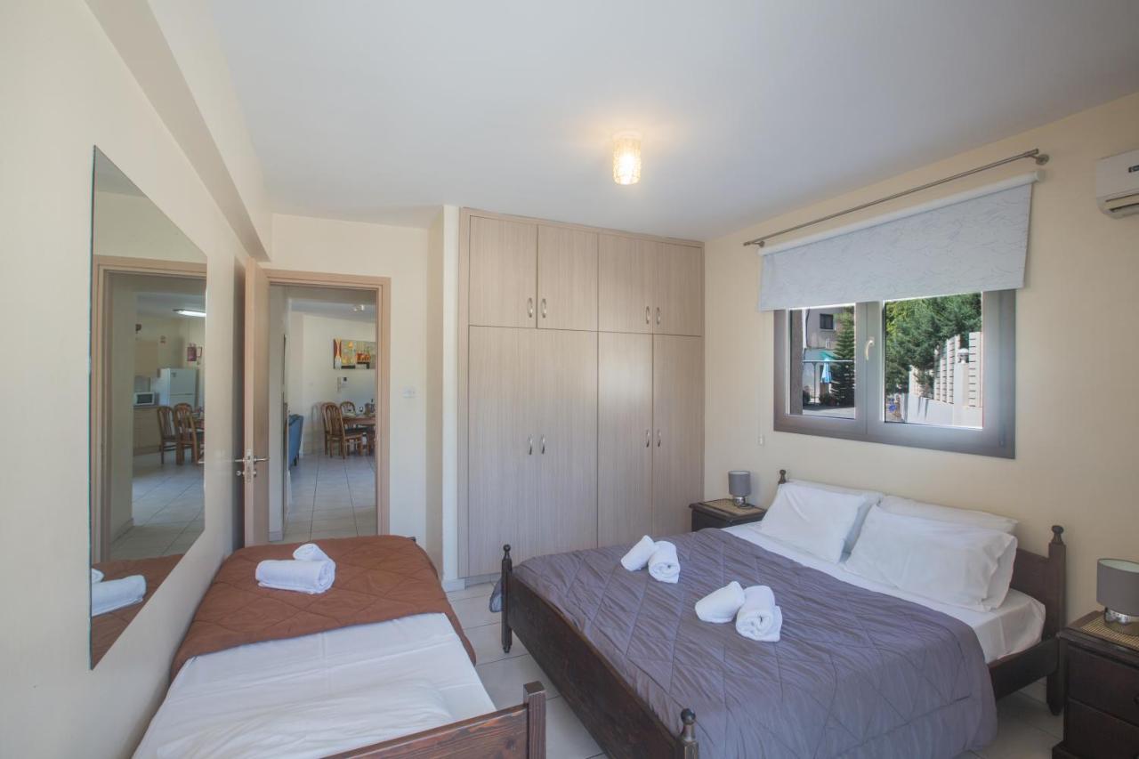 Napiana Apartments Ajía Nápa Kültér fotó