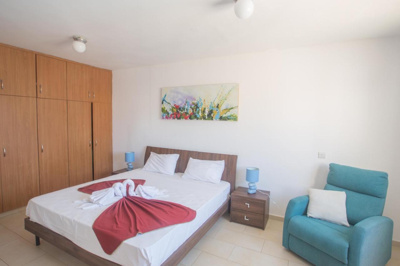 Napiana Apartments Ajía Nápa Kültér fotó