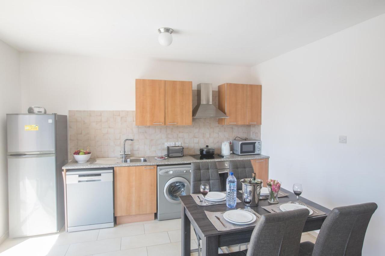 Napiana Apartments Ajía Nápa Kültér fotó