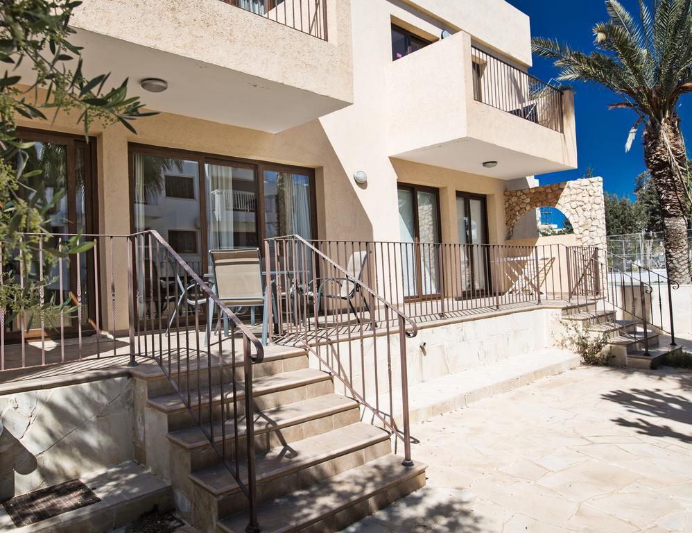 Napiana Apartments Ajía Nápa Szoba fotó