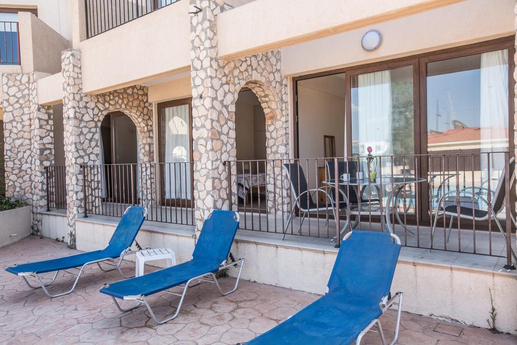 Napiana Apartments Ajía Nápa Kültér fotó