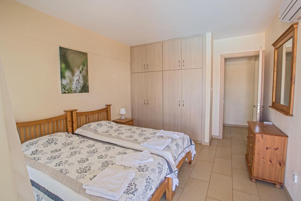 Napiana Apartments Ajía Nápa Kültér fotó