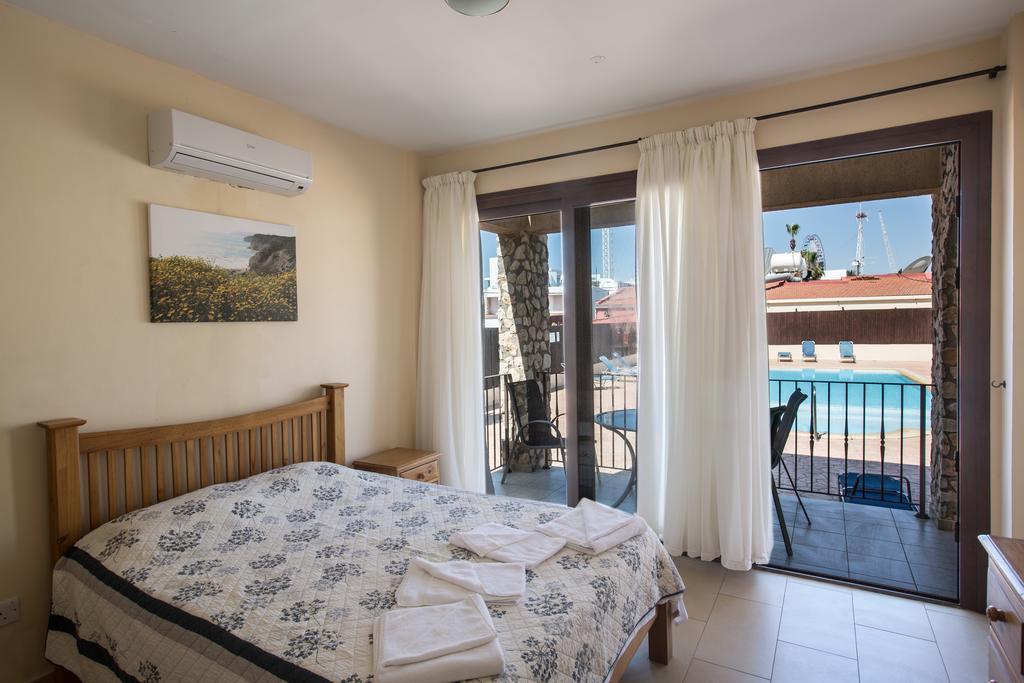 Napiana Apartments Ajía Nápa Kültér fotó