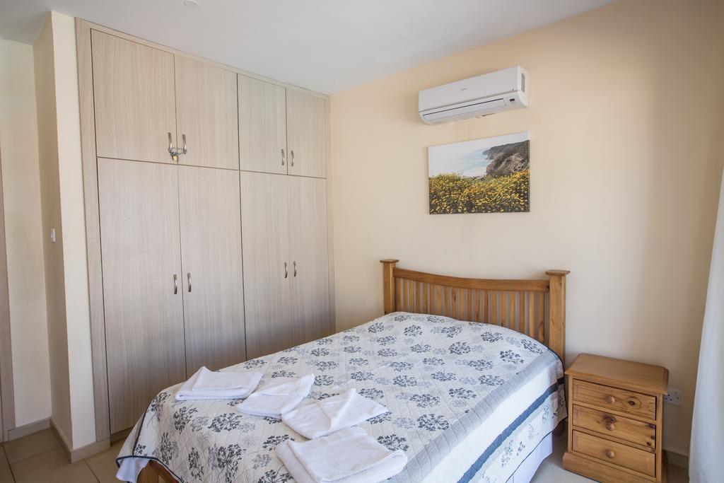 Napiana Apartments Ajía Nápa Kültér fotó
